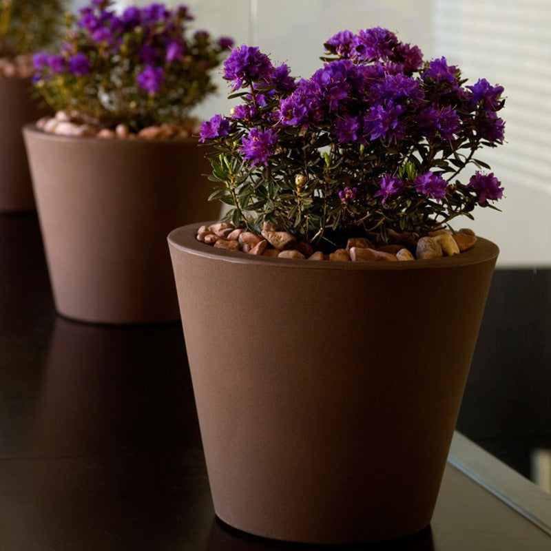 CONE Design Pot with Matt Finish