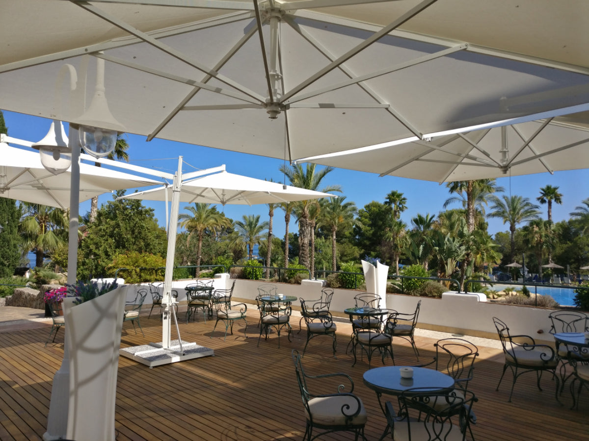 Doppio European Sun Shade System with Single Pole and Two Canopies by Fim