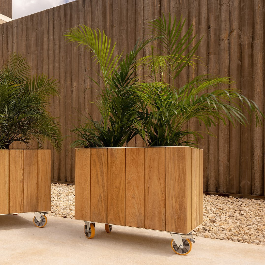 VINEYARD PLANTER XL - Large Wooden Outdoor Planter