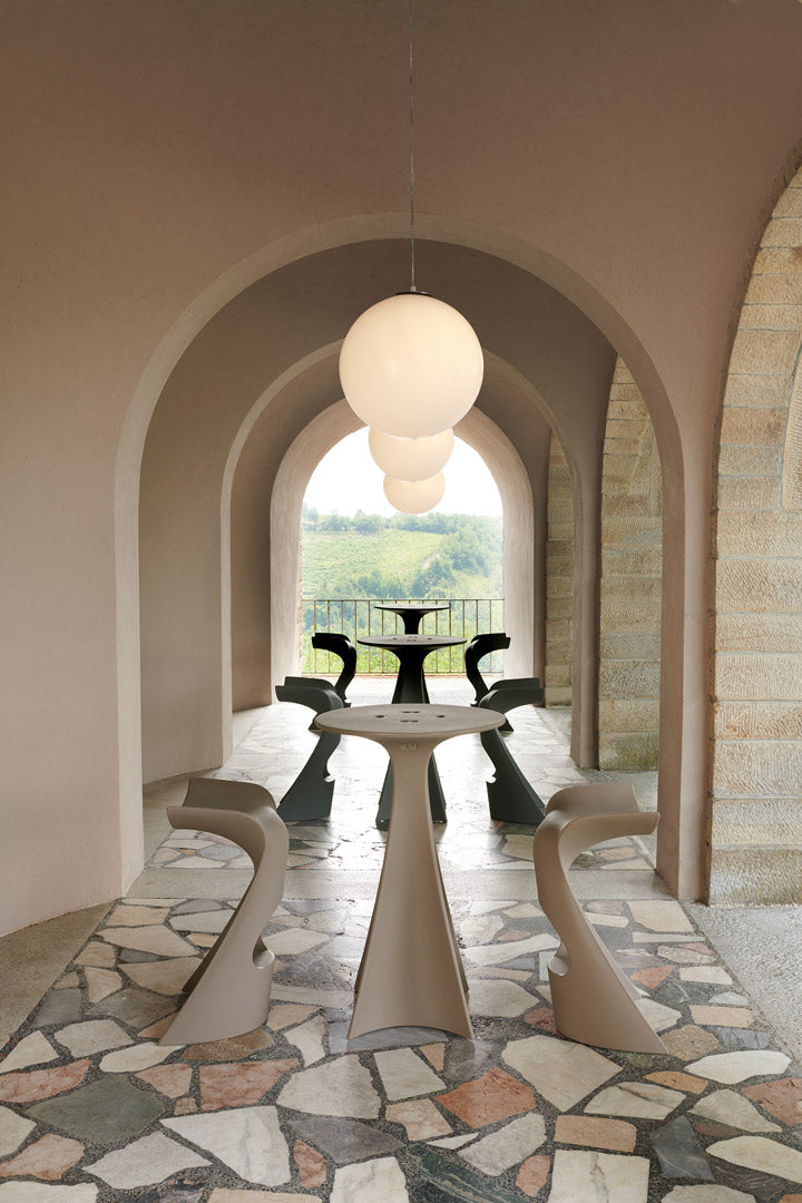 Jet Stand Up Table - Slide Design
