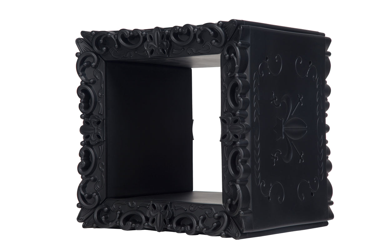 Decorative Shelve Lacquered Color Black Joker of Love Slide Design Angle
