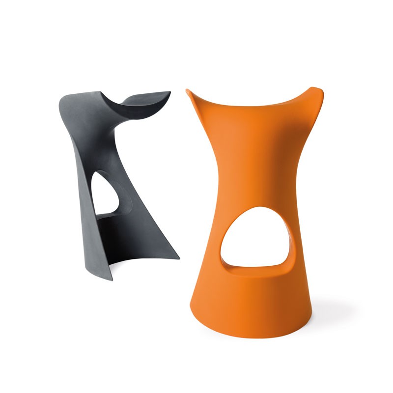 Koncord - Whaletail Stool - Slide Design