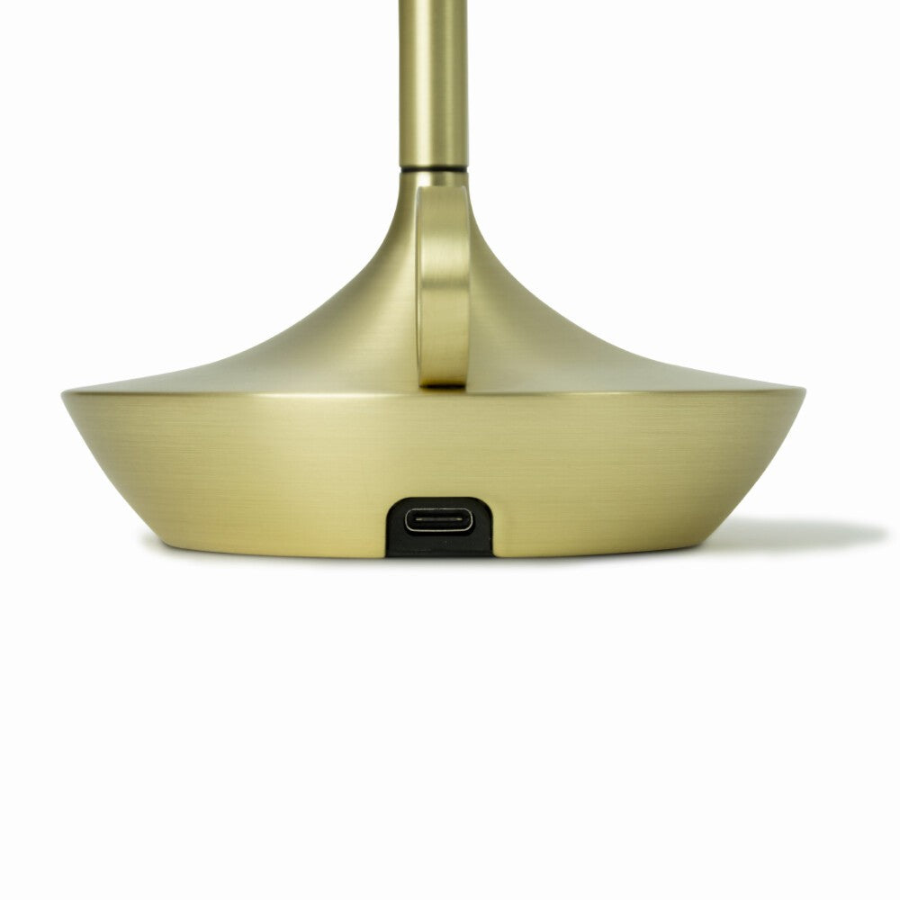Base of the rechargeable Wick S Pro table lamp with USB port