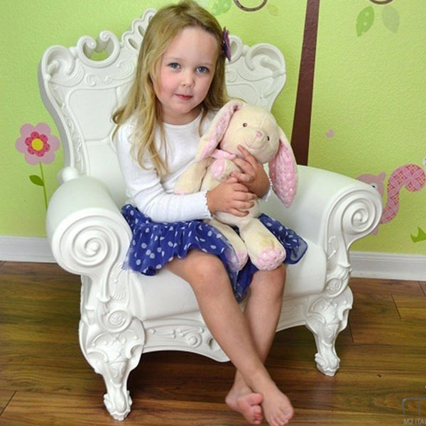 LITTLE QUEEN OF LOVE Lacquered -  Child Rococo Armchair Glossy Polyethylene
