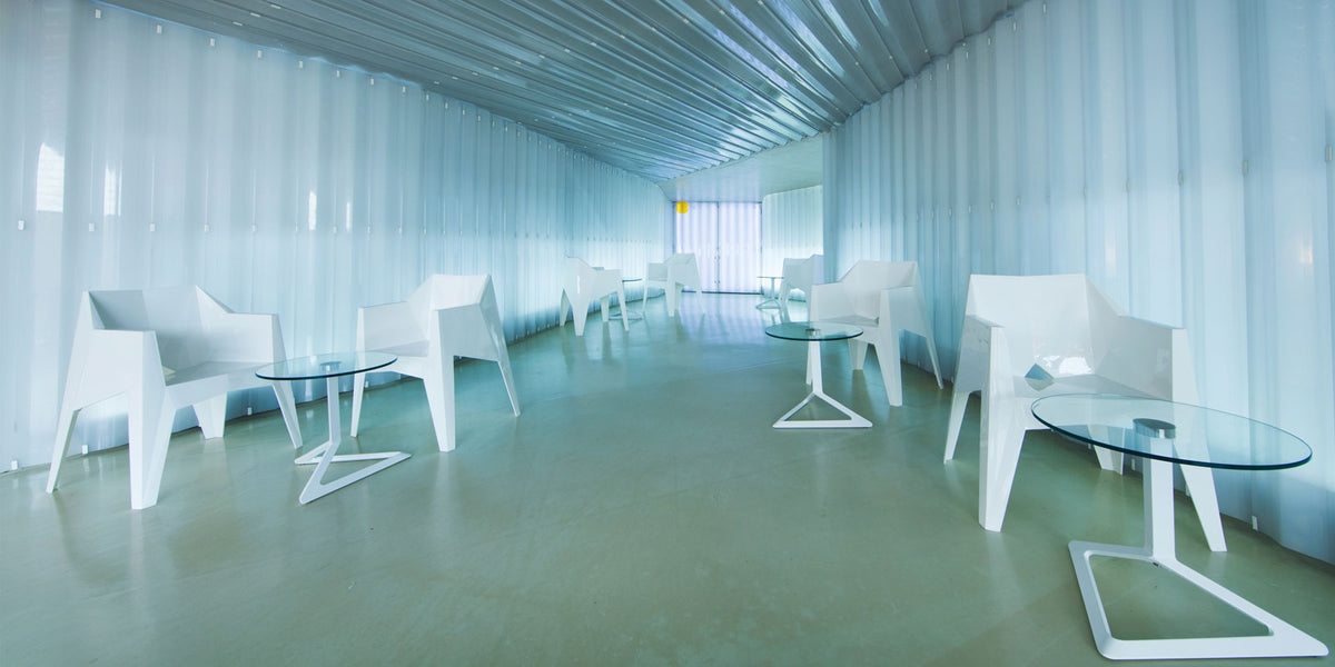Chaises empilables Voxel par Vondom. Idéal Bars, Restaurants, Hôtels...
