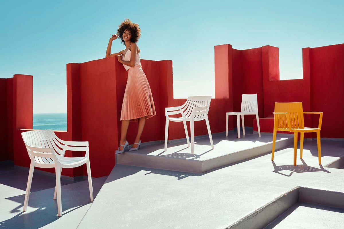 Collection de Chaises et Fauteuils SPRITZ de Vondom Couleurs Blanc et Jaune 