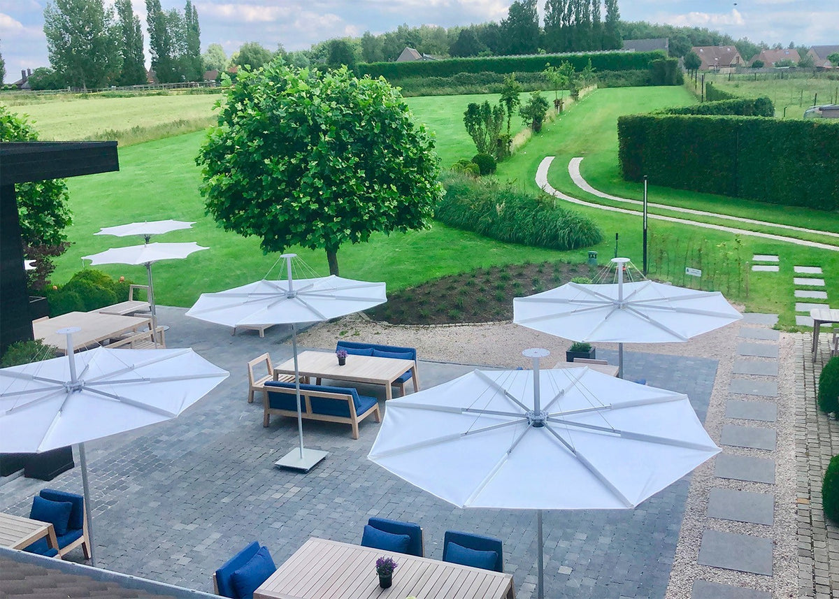 INFINA Umbrosa collection Center Post 300 Umbrella