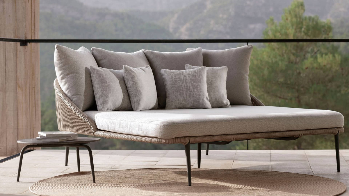 Sunbath Design Rodona Slyline Design