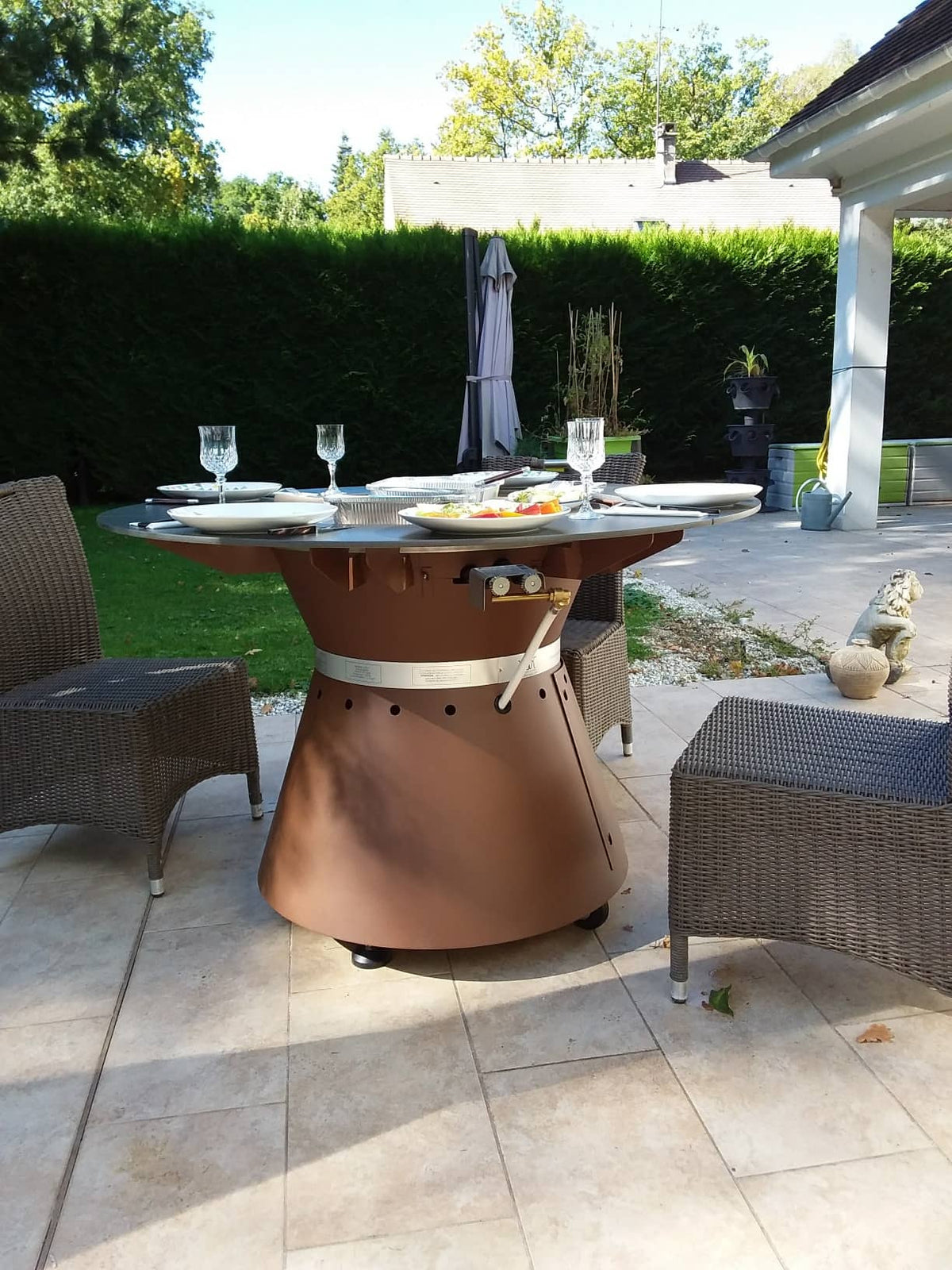 Table Plancha Extérieur pour restaurant et terrasse de bar Fusion de VULX