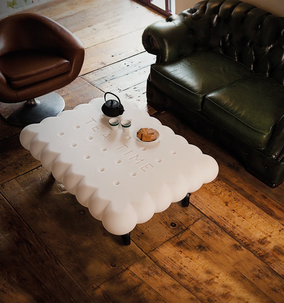Tea Time Coffee Table - Slide Design