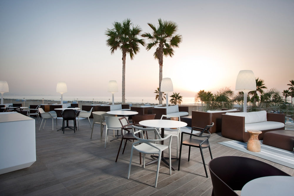 Canape ULM Mate Bronze de Vondom au Marina Beach Club de Valence