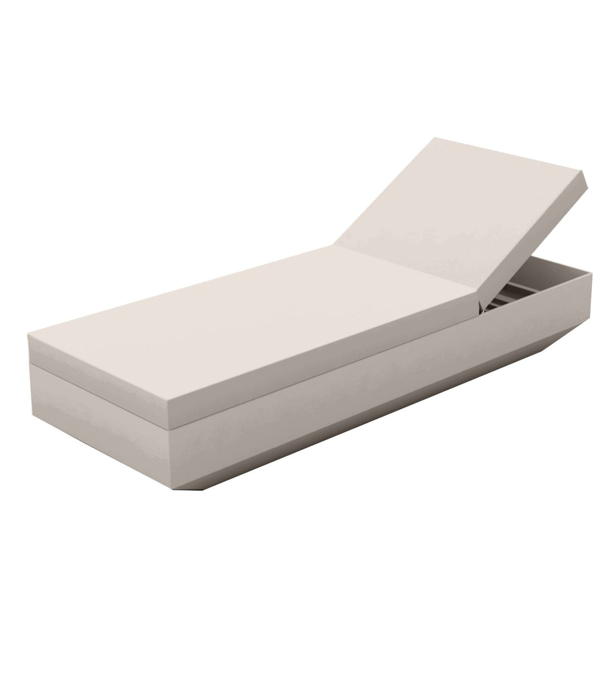 VELA lacquered design lounge chair - Vondom - taupe