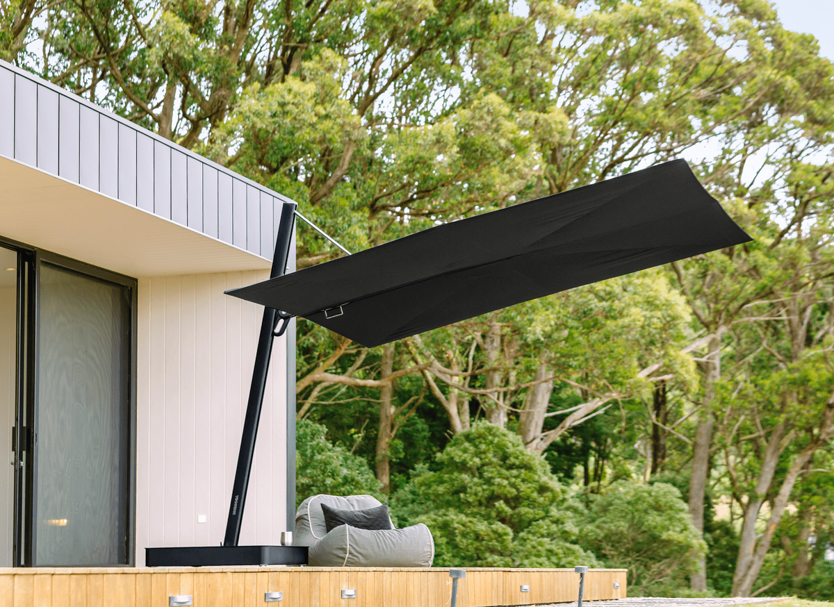 VERSA UX FULL BLACK - Parasol Plat Déporté 3 x 3 Umbrosa