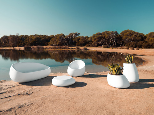 Présentation collection de mobilier design et lumineux Stone Vondom