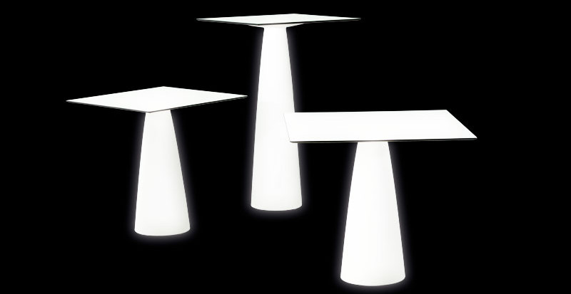 Tables lumineuses carrées de la collection Hopla Slide Design pour bar, restaurant, hôtel ou discothéque